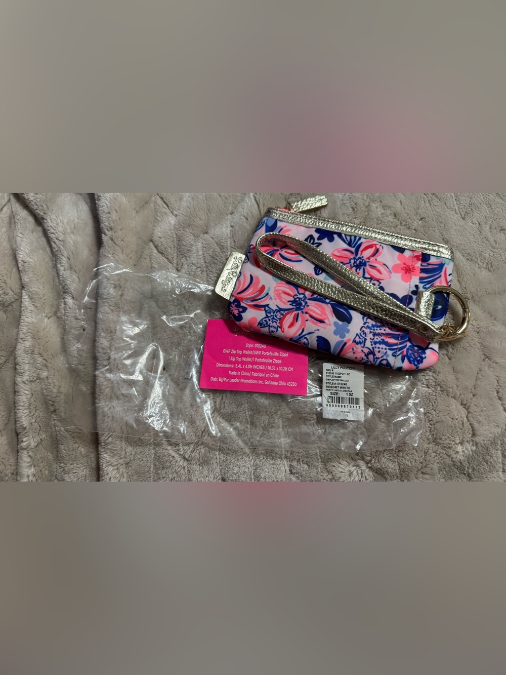 Lilly Pulitzer "Party Like a Lobstar" GWP Zip Top Wallet